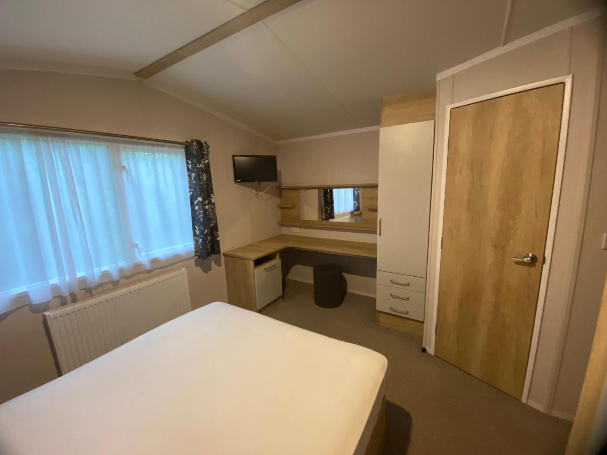 Thameside Sleep 6 Parque de Campismo Allhallows