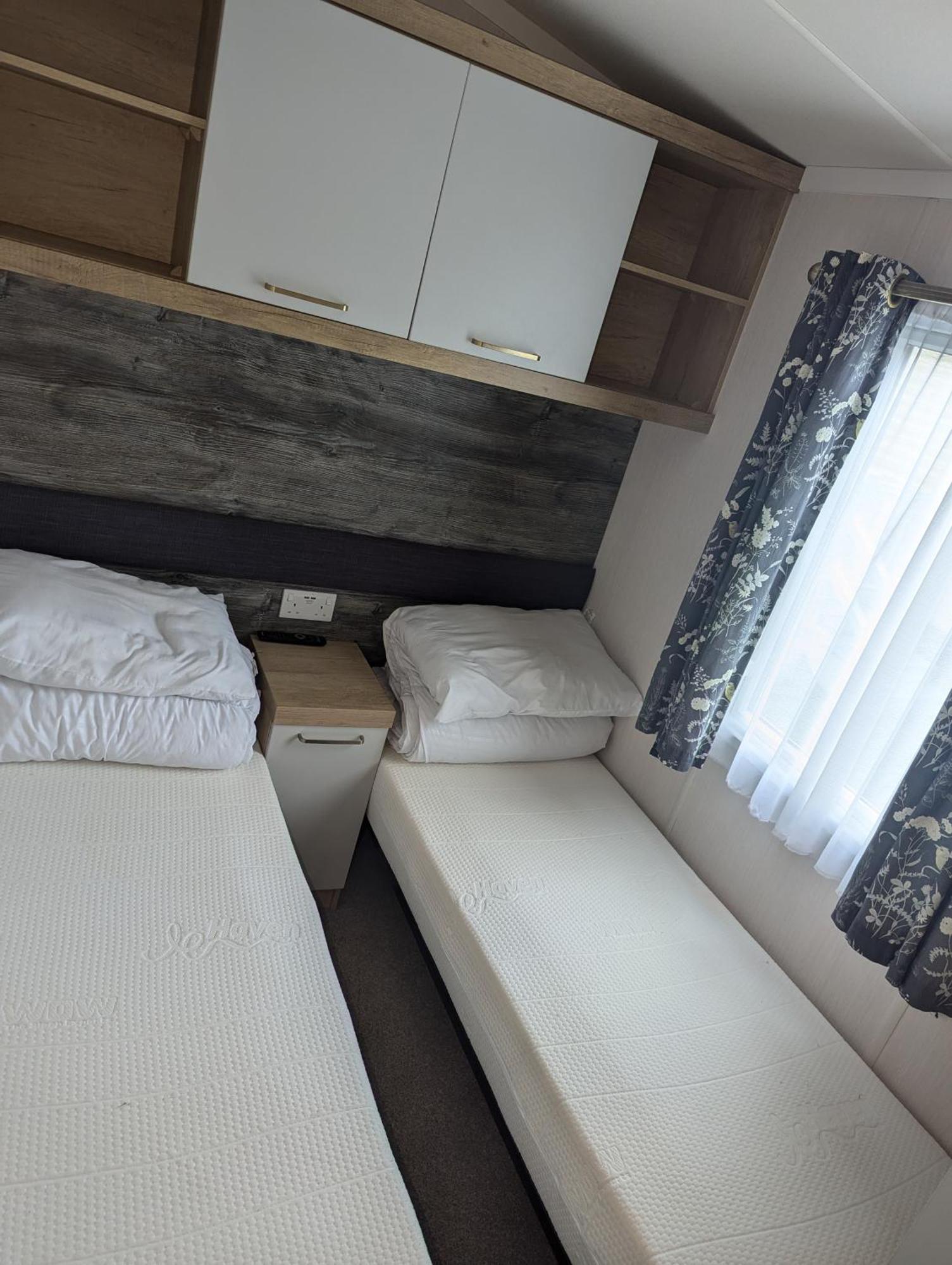 Parque de Campismo Thameside Sleep 6 *